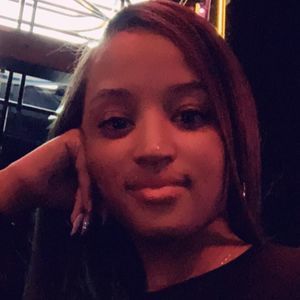 Meet your Posher, Shatia